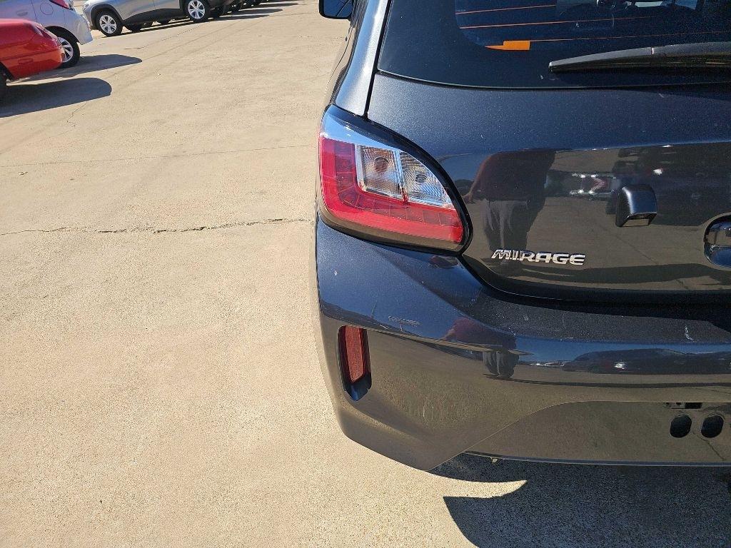 Mitsubishi Mirage ES CVT 2024