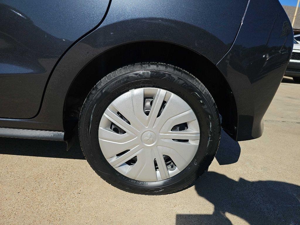 Mitsubishi Mirage ES CVT 2024