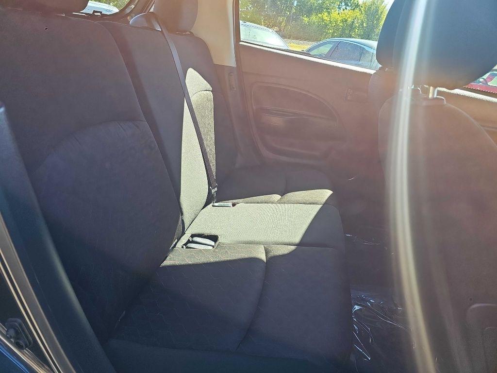 Mitsubishi Mirage ES CVT 2024