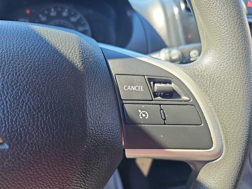 Mitsubishi Mirage ES CVT 2024