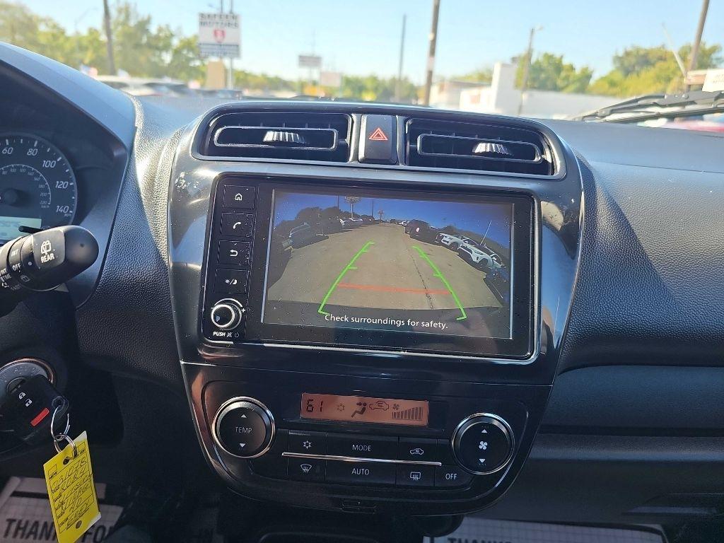 Mitsubishi Mirage ES CVT 2024