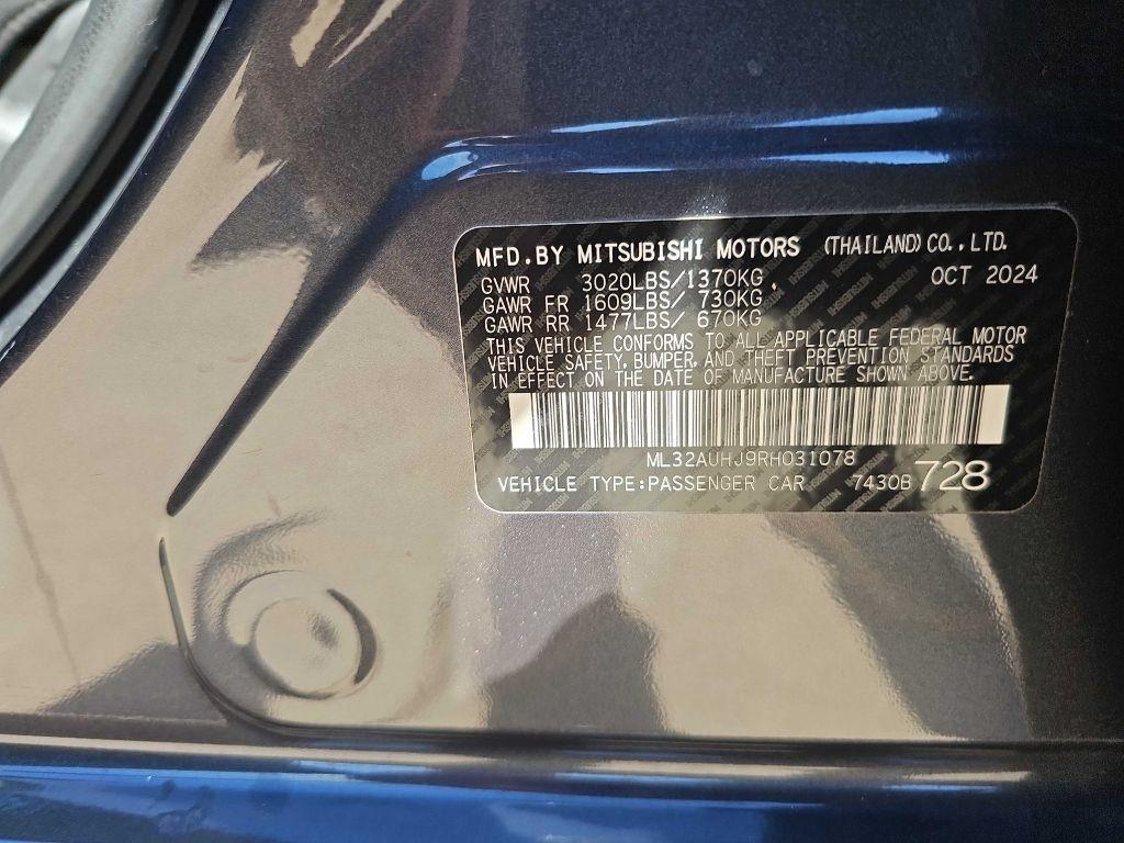 Mitsubishi Mirage ES CVT 2024