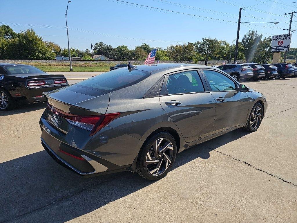 Hyundai Elantra SEL Sport IVT 2025