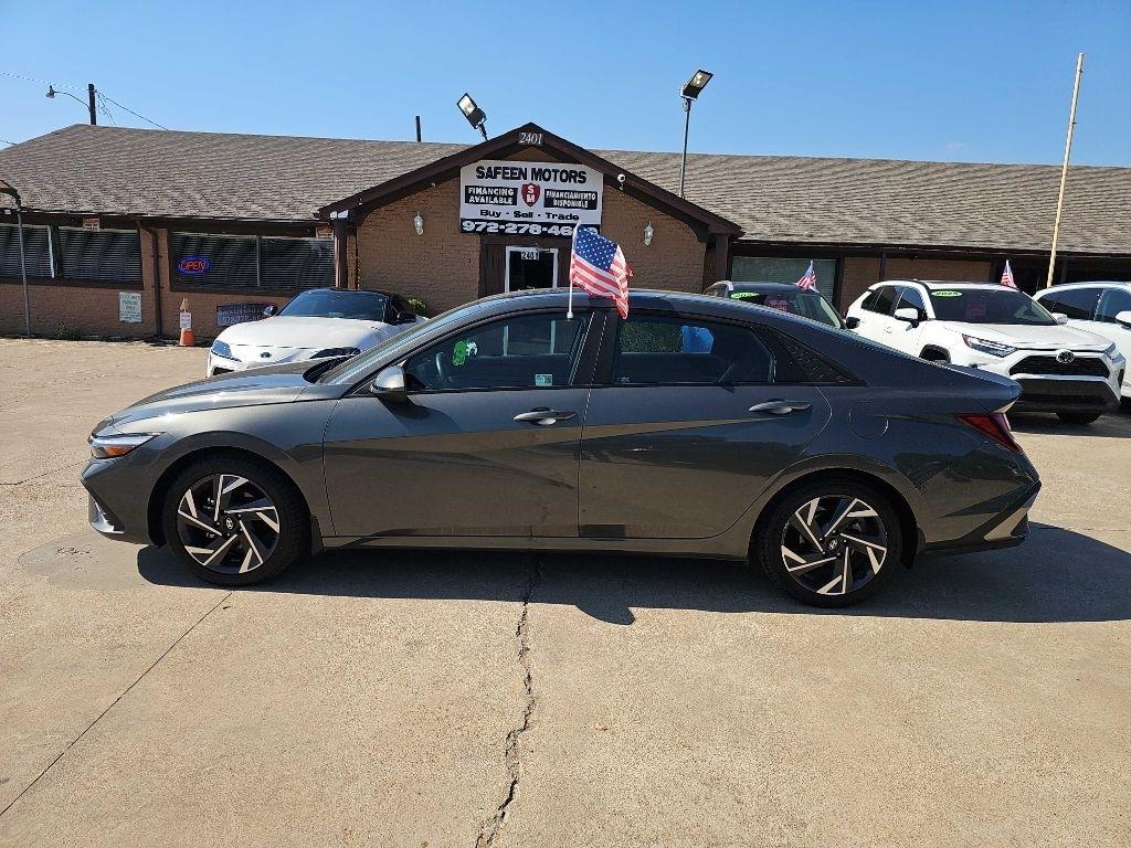 Hyundai Elantra SEL Sport IVT 2025