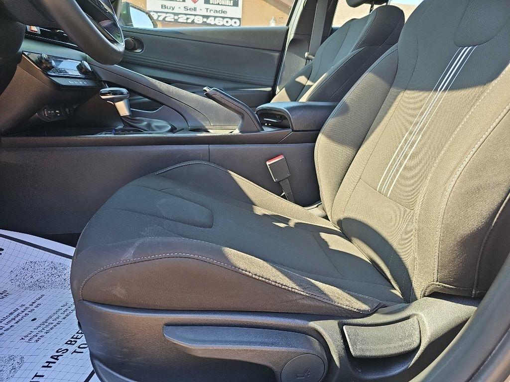 Hyundai Elantra SEL Sport IVT 2025