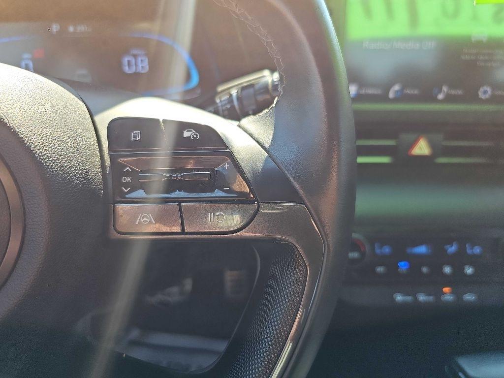 Hyundai Elantra SEL Sport IVT 2025