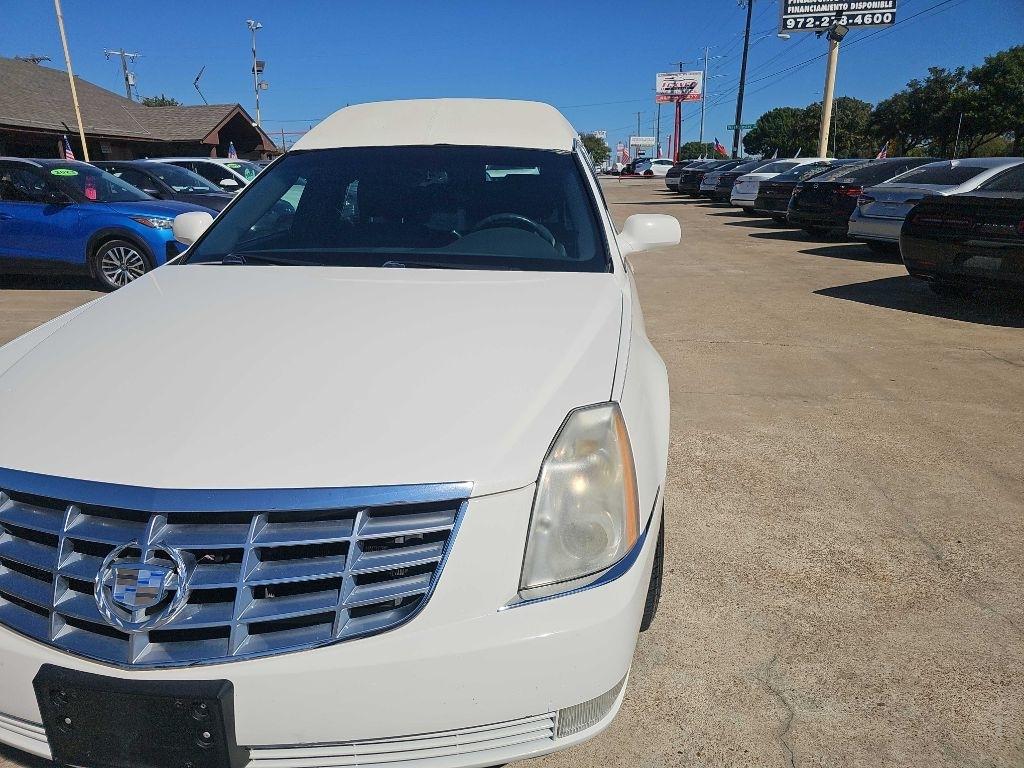 Cadillac DTS Professional 4dr Sdn Funeral Coach 1SH 2008