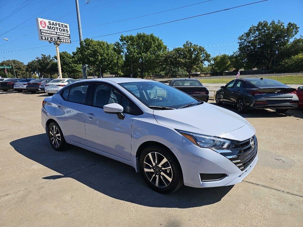 Nissan Versa SV CVT 2025
