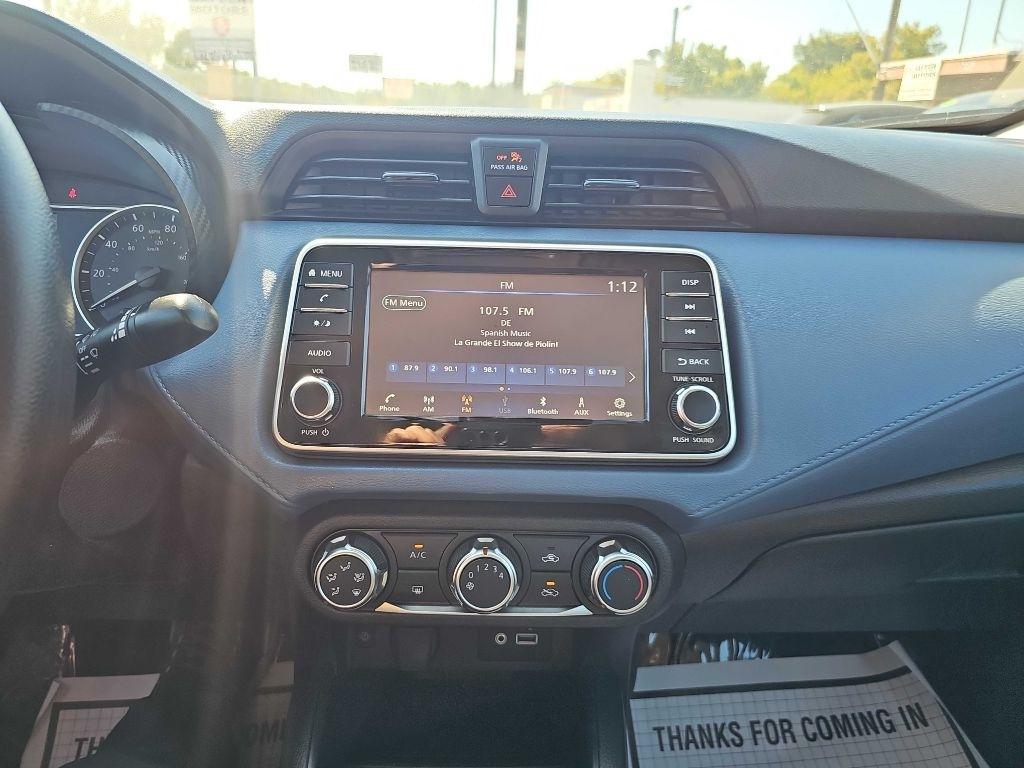 Nissan Versa SV CVT 2025