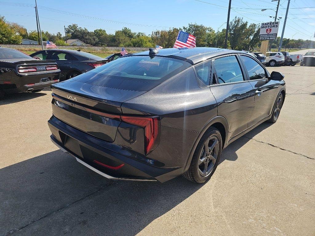 Kia K4 LXS FWD 2025