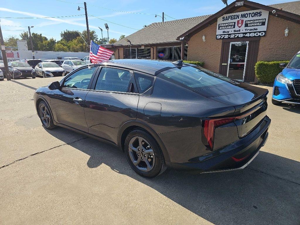 Kia K4 LXS FWD 2025