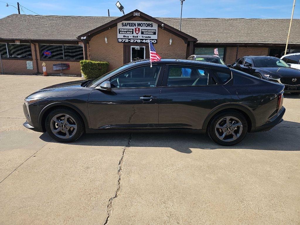 Kia K4 LXS FWD 2025