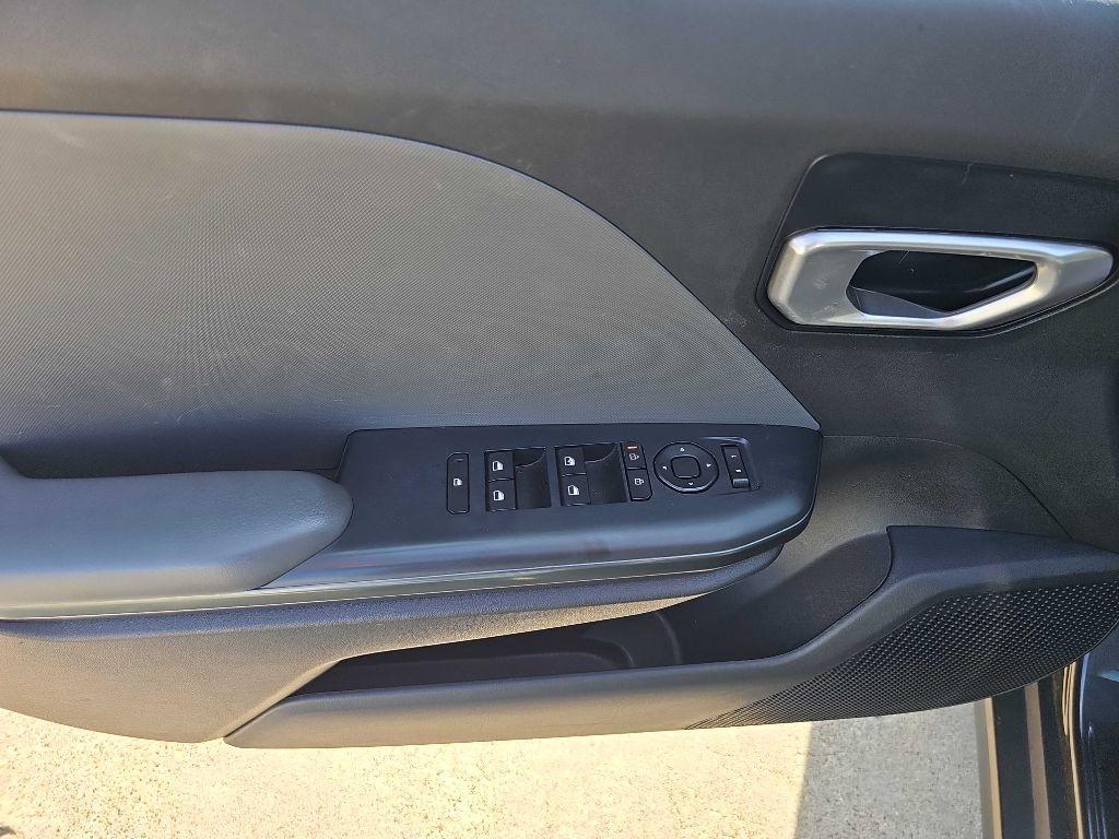 Kia K4 LXS FWD 2025