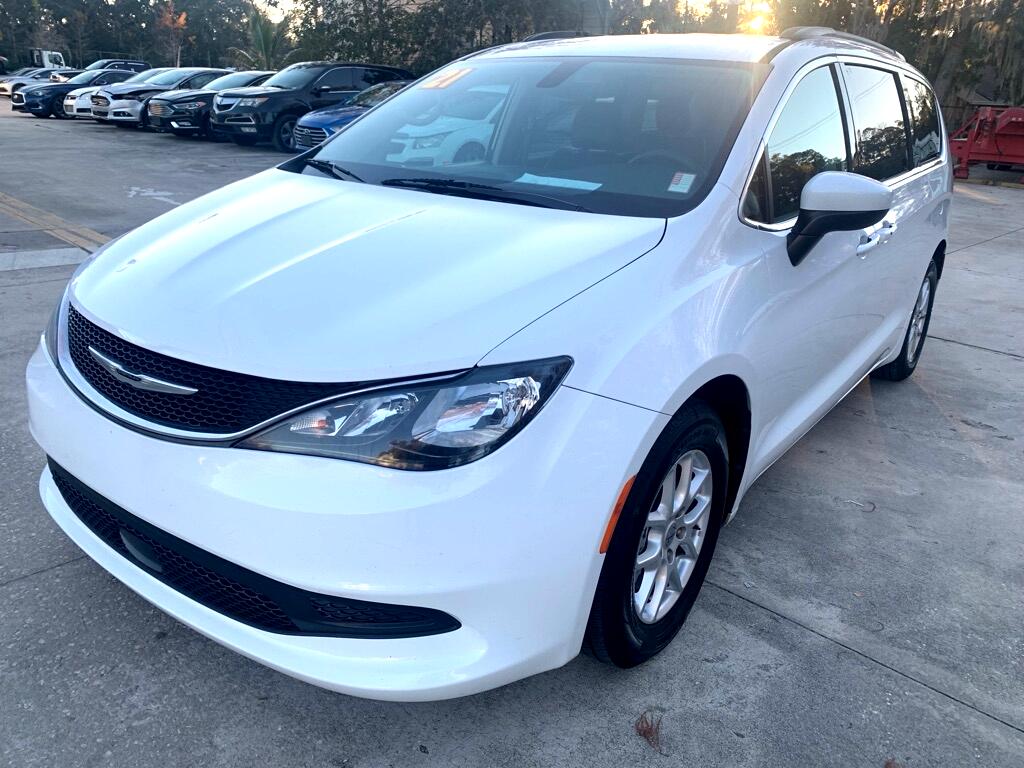 2021 Chrysler Voyager LXI
