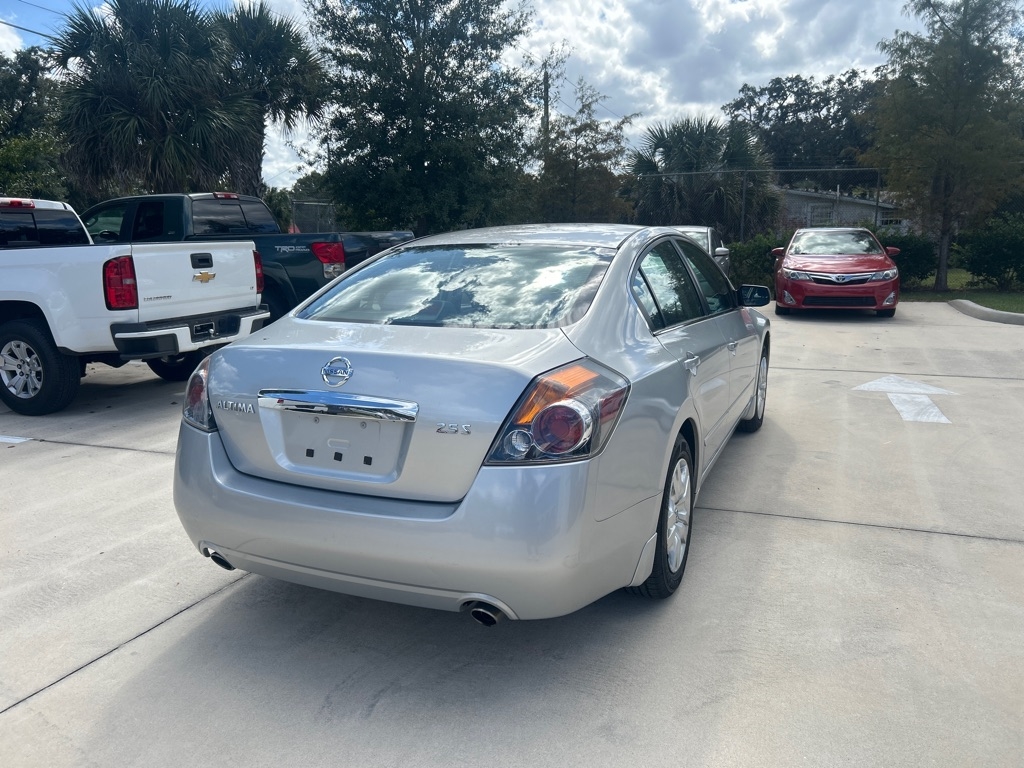 2010 Nissan Altima 2.5 S photo 4