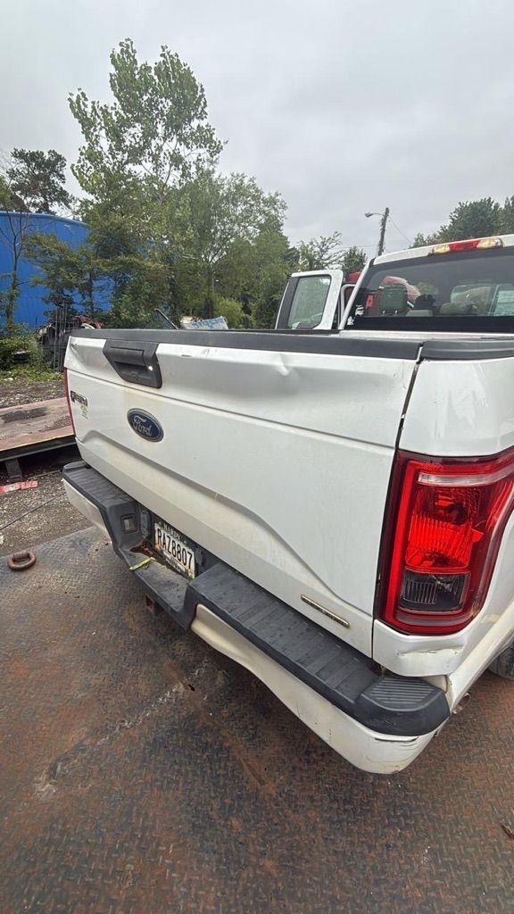 Ford F-150 XL SuperCab 8-ft. 2WD 2016