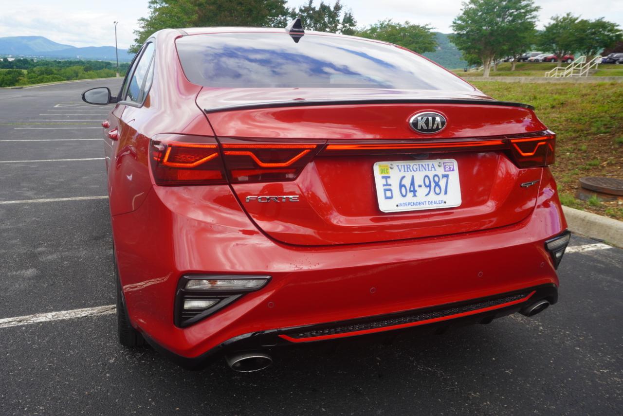 2021 Kia Forte GT - Photo 7