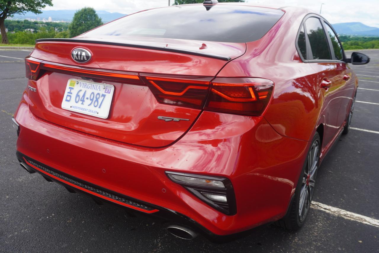 2021 Kia Forte GT - Photo 9