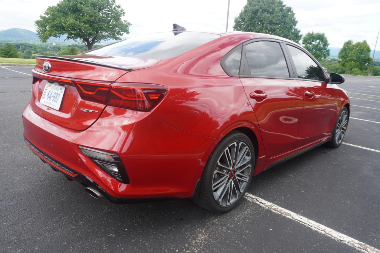 2021 Kia Forte GT - Photo 11