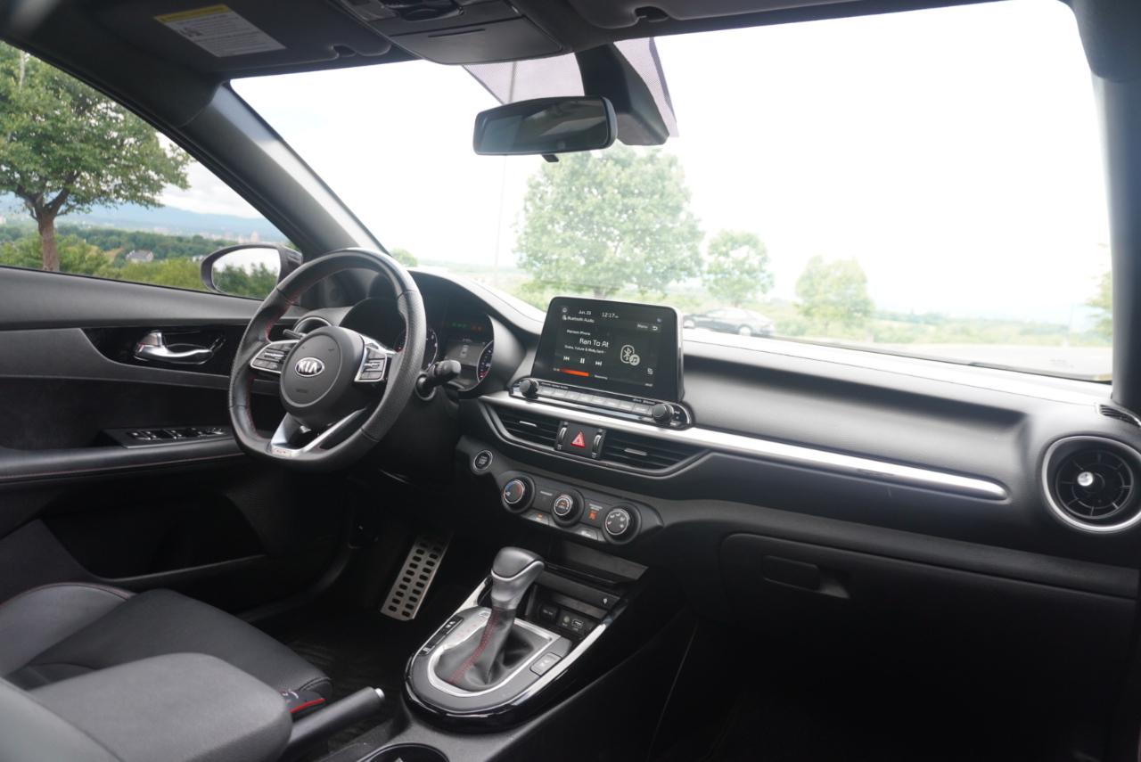 2021 Kia Forte GT - Photo 26