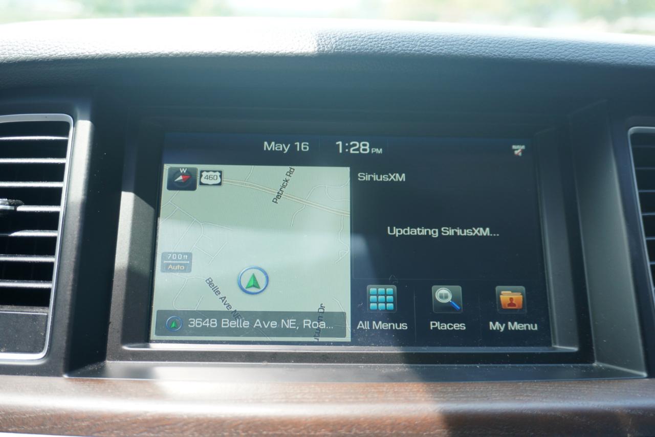 Hyundai Genesis 4dr Sdn V8 5.0L RWD 2015