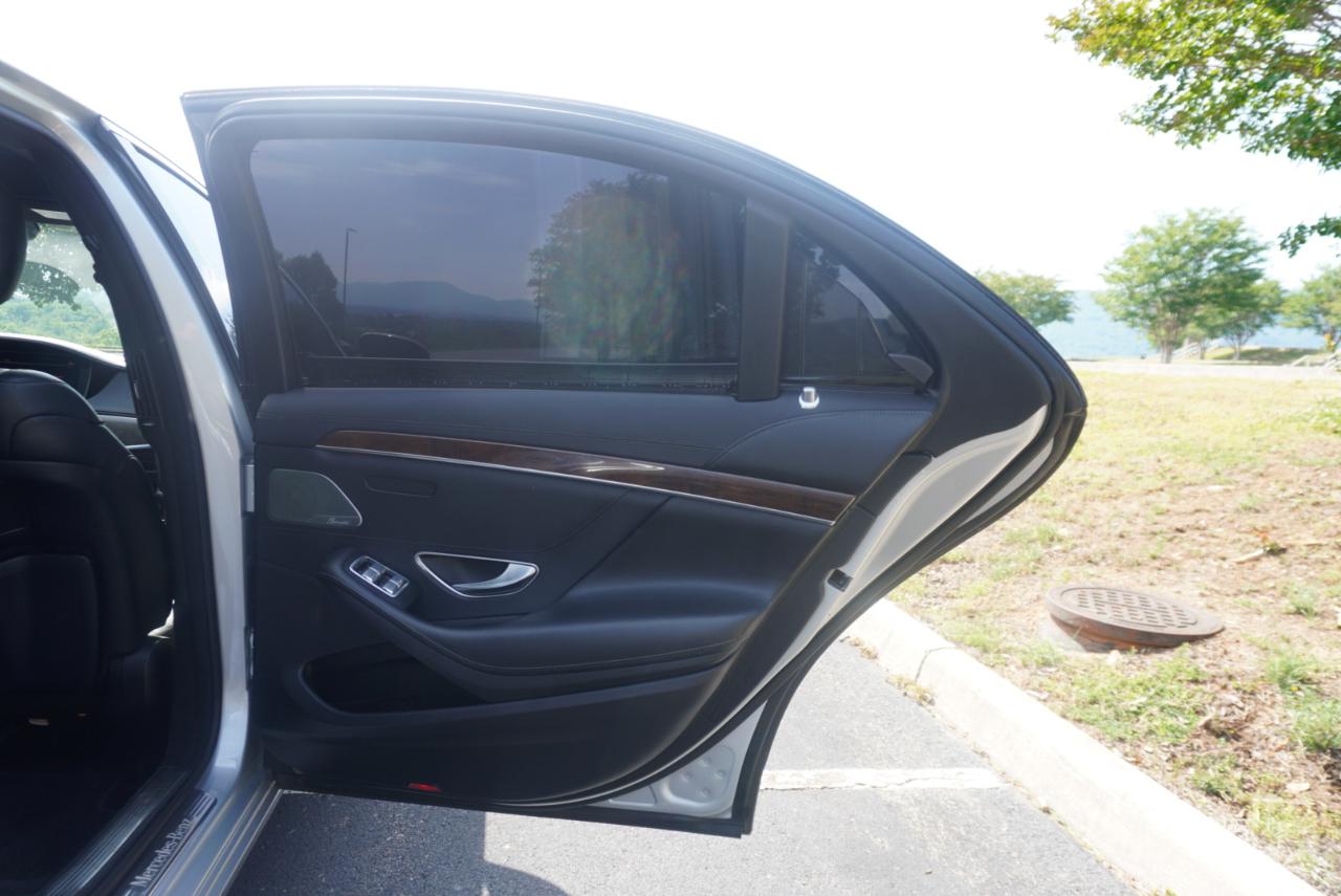 Mercedes-Benz S-Class 4dr Sdn S 550 4MATIC 2015