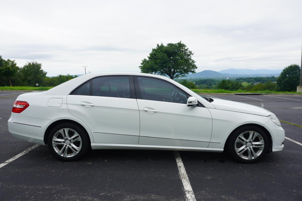 Mercedes-Benz E-Class 4dr Sdn E 350 Sport 4MATIC 2011