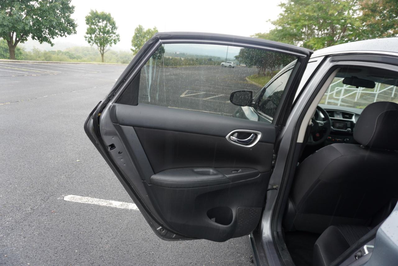 Nissan Sentra SV CVT 2017