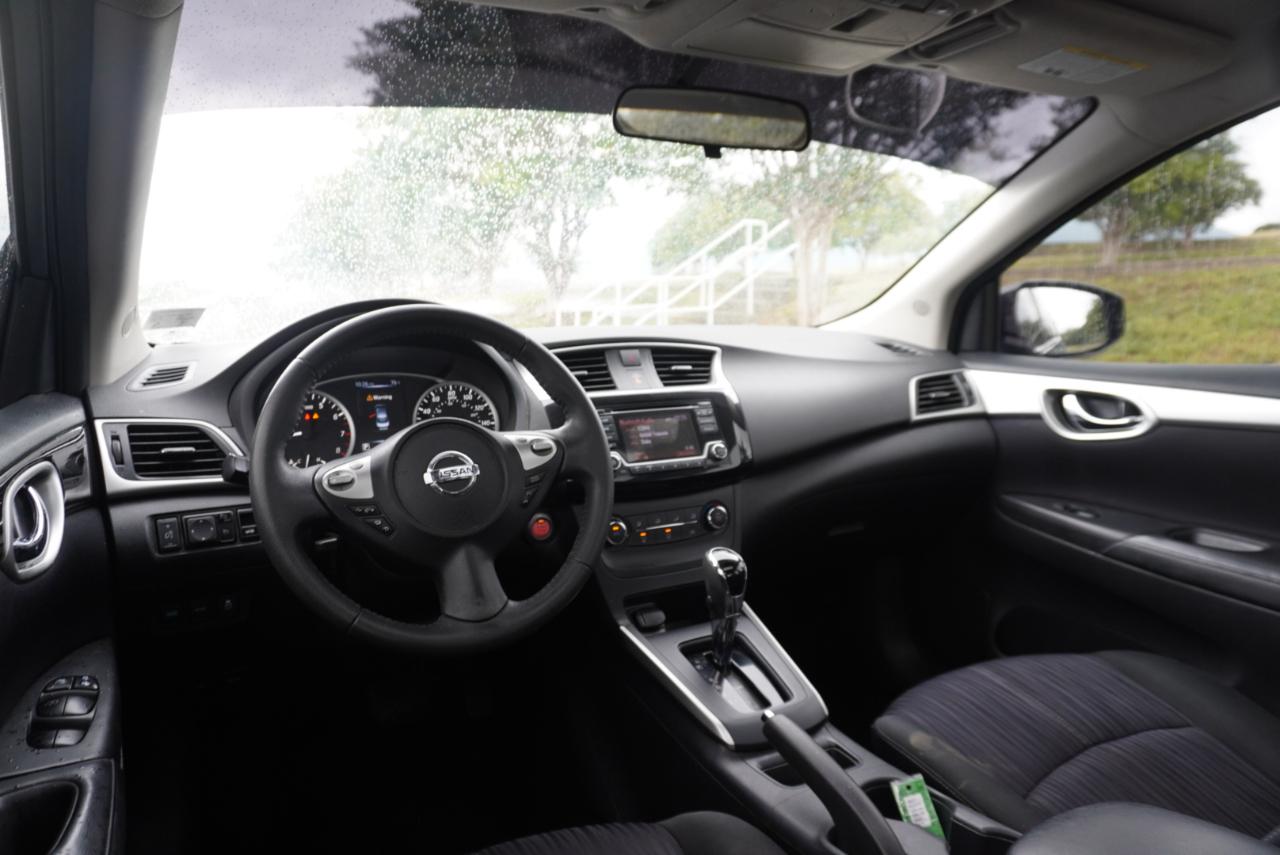 Nissan Sentra SV CVT 2017