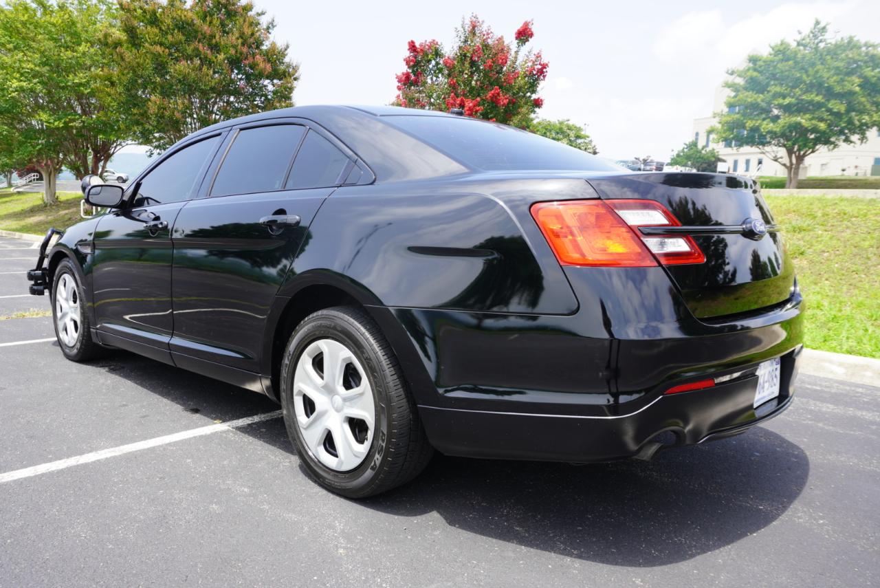 Ford Taurus  2016