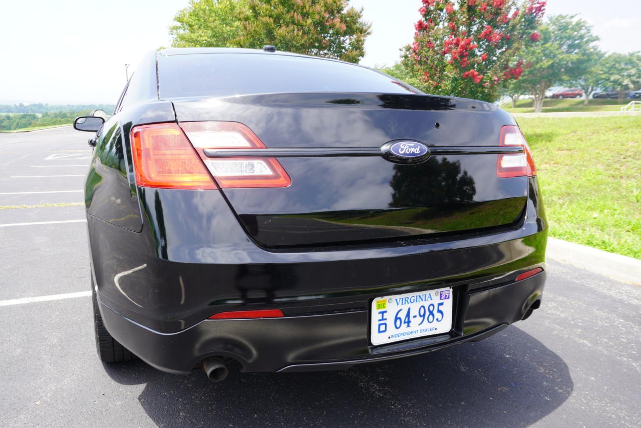 Ford Taurus  2016