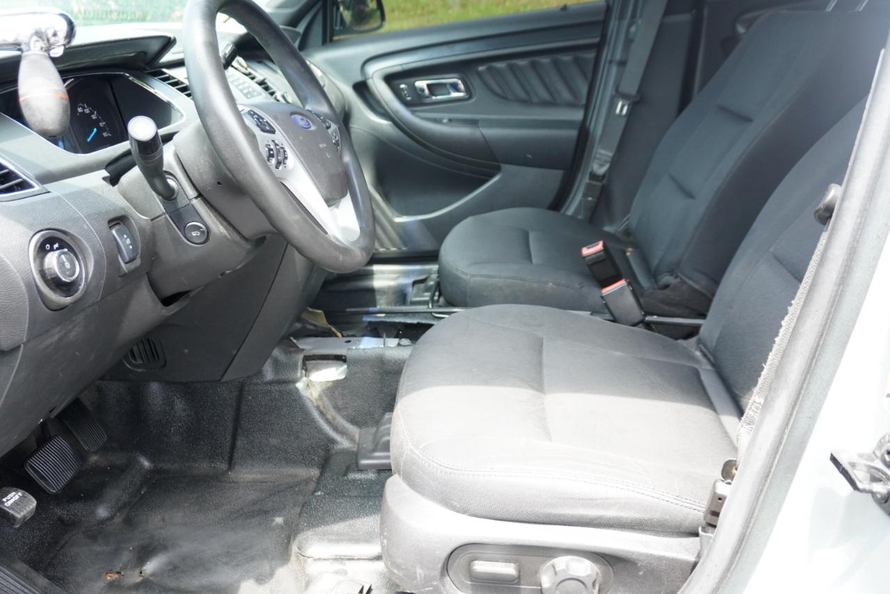 Ford Taurus  2016