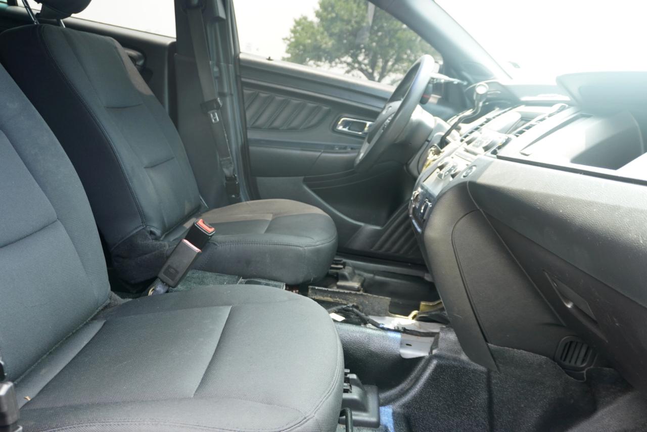 Ford Taurus  2016