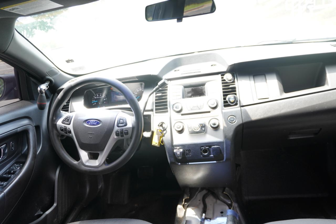 Ford Taurus  2016