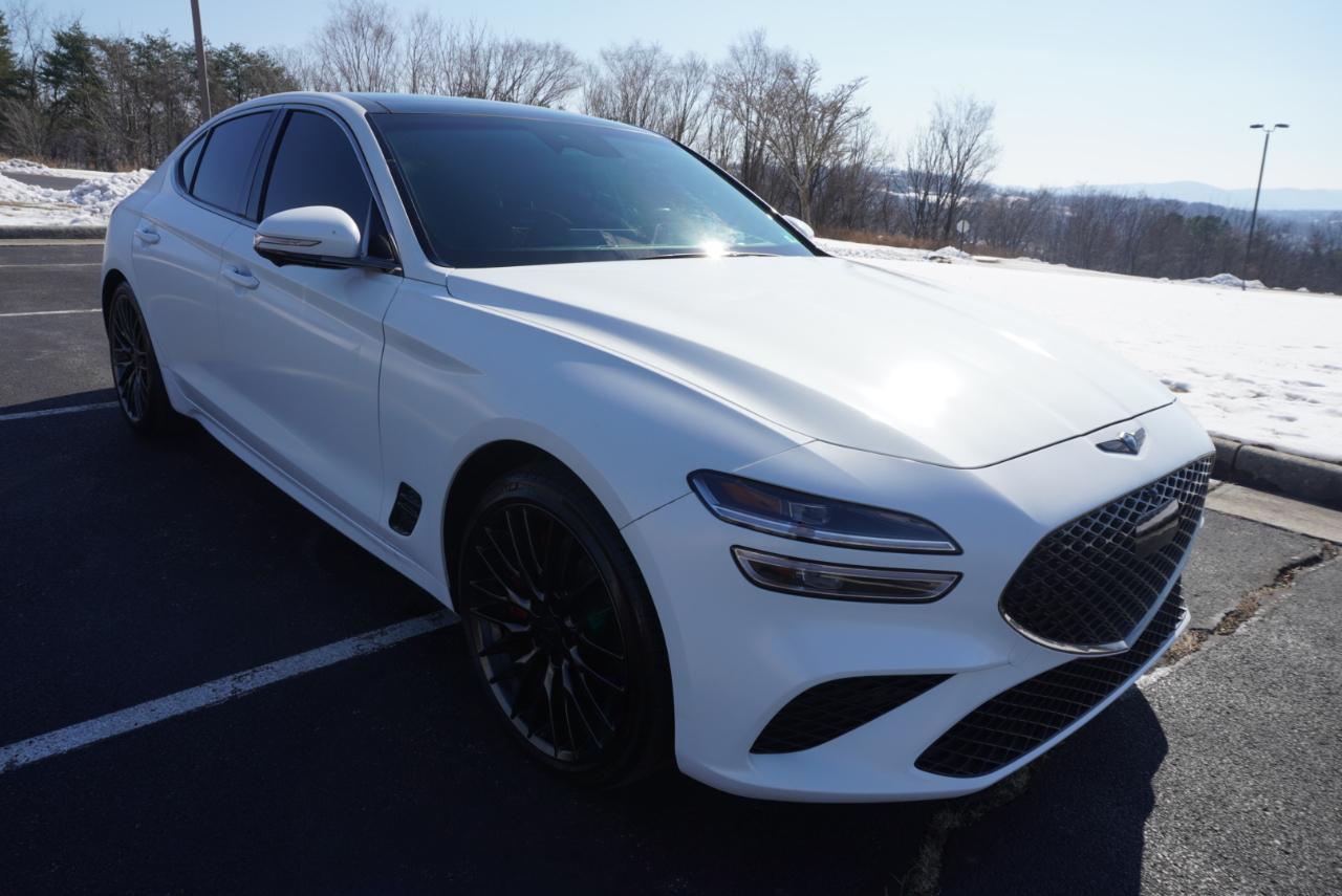 Genesis G70 3.3T Launch Edition 2022