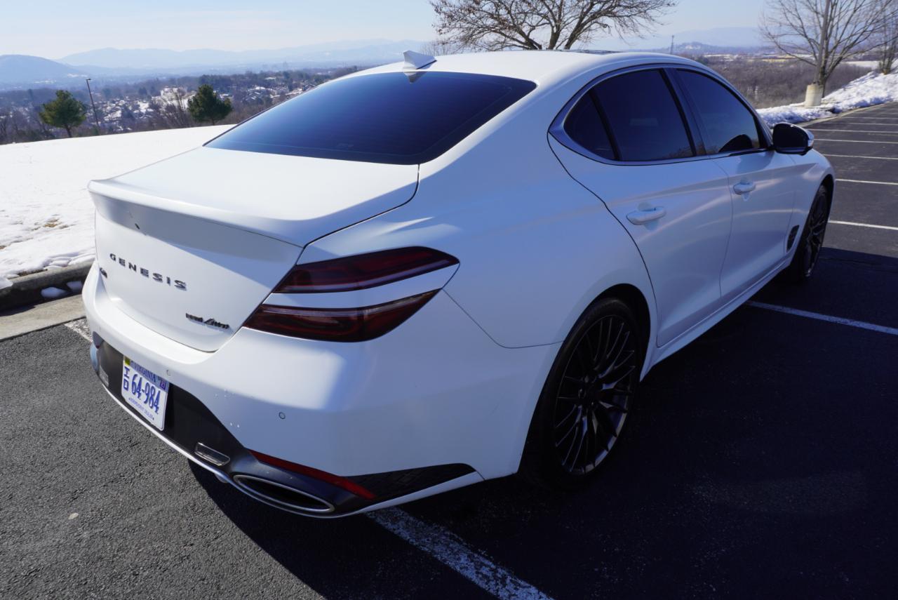 Genesis G70 3.3T Launch Edition 2022