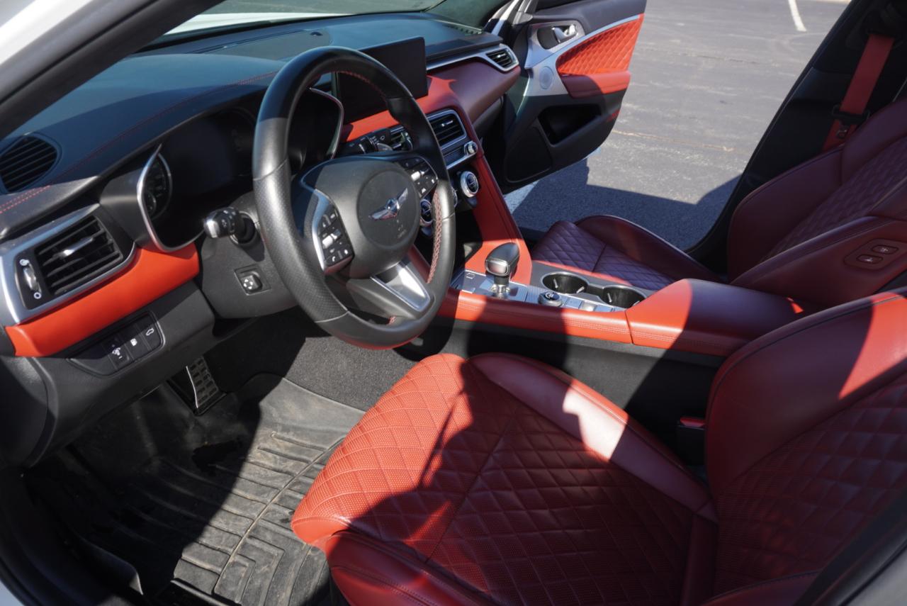 Genesis G70 3.3T Launch Edition 2022