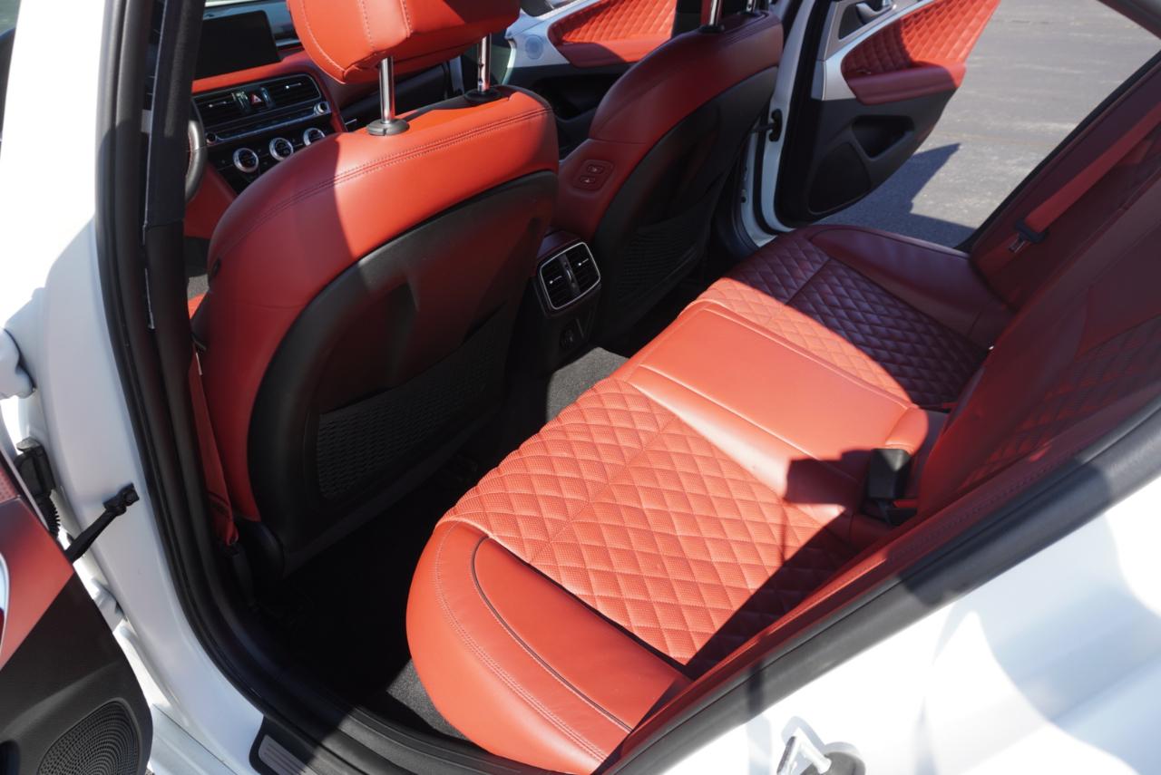 Genesis G70 3.3T Launch Edition 2022