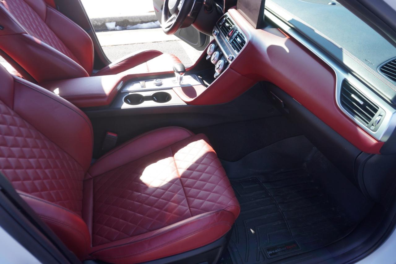 Genesis G70 3.3T Launch Edition 2022