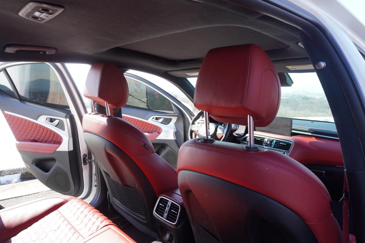 Genesis G70 3.3T Launch Edition 2022