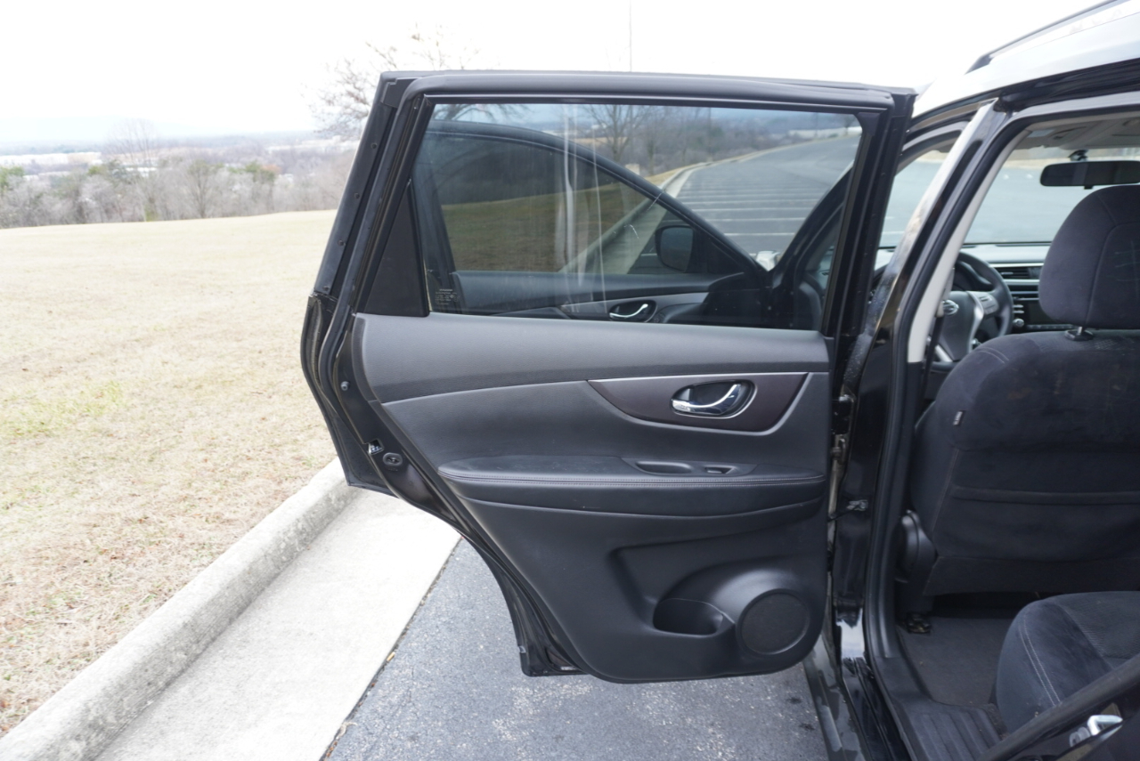 Nissan Rogue S 2WD 2016