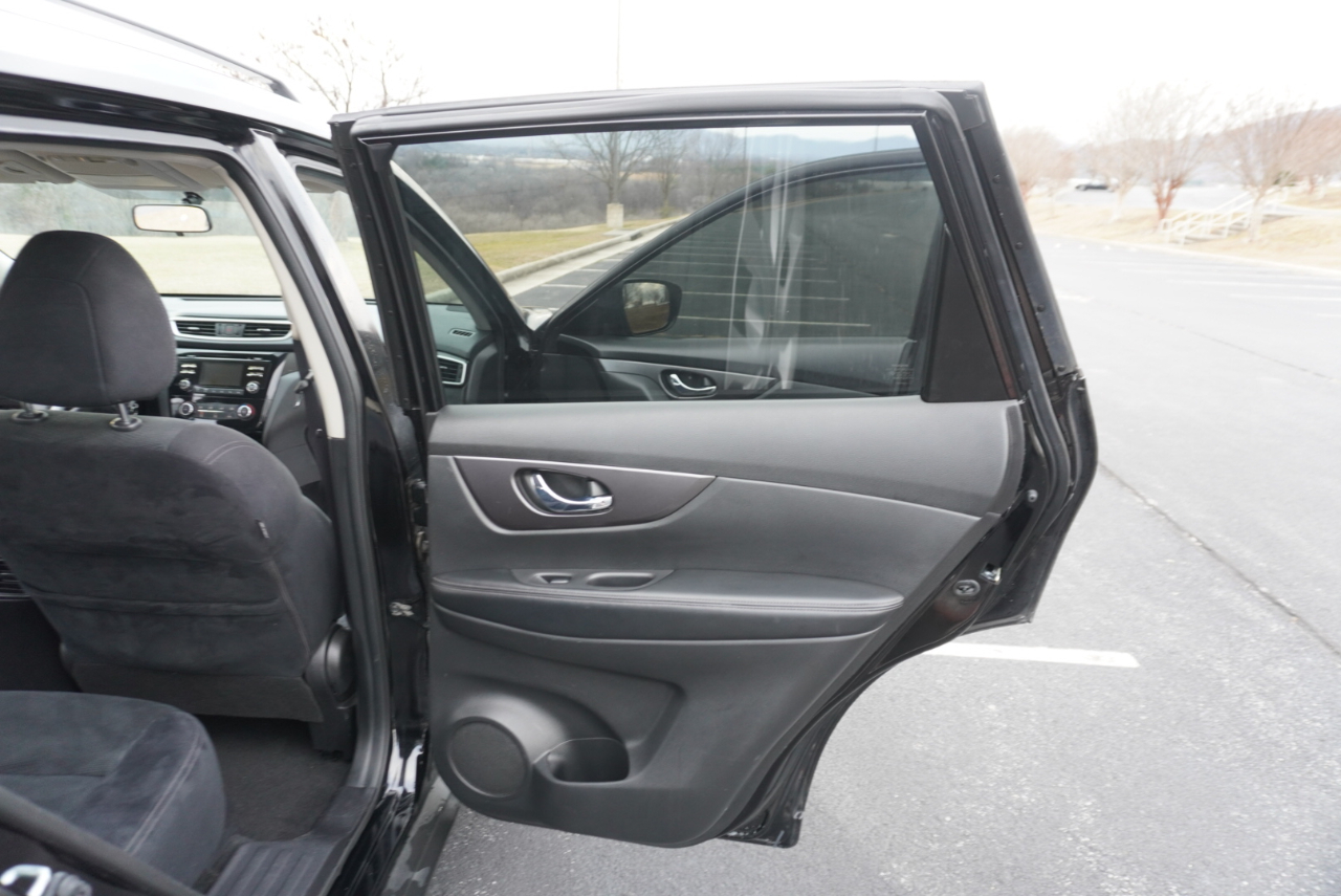 Nissan Rogue S 2WD 2016