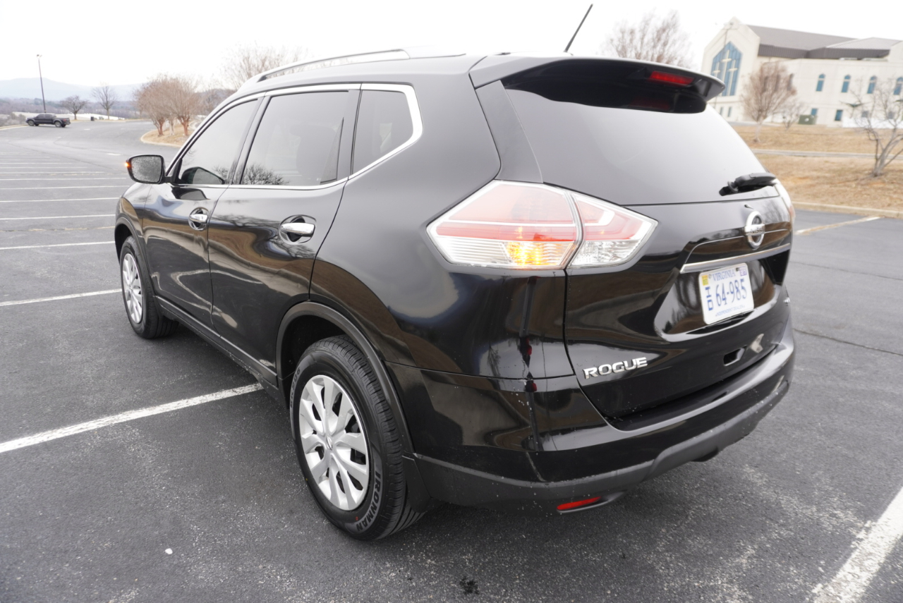 Nissan Rogue FWD 4dr S 2016