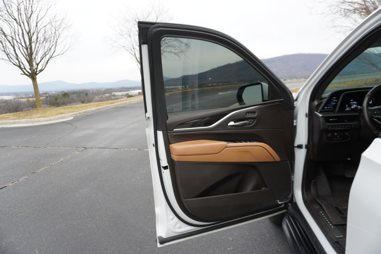 Cadillac Escalade ESV Sport AWD 2021