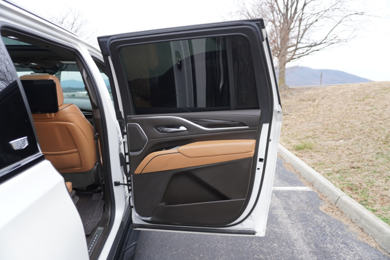 Cadillac Escalade ESV Sport AWD 2021