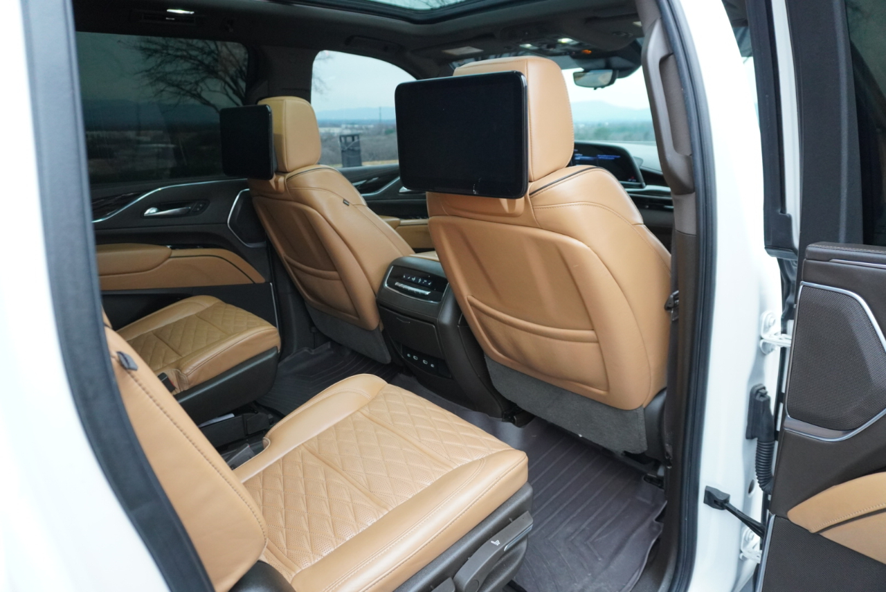 Cadillac Escalade ESV Sport AWD 2021