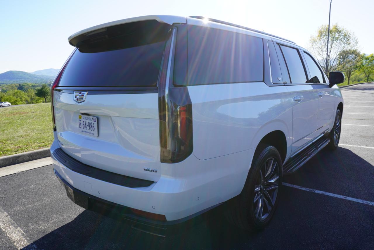 Cadillac Escalade ESV Sport AWD 2021