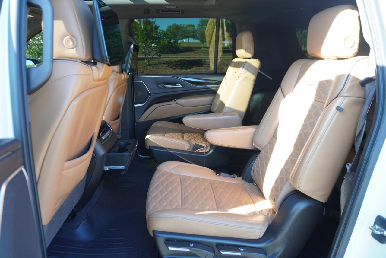 Cadillac Escalade ESV Sport AWD 2021