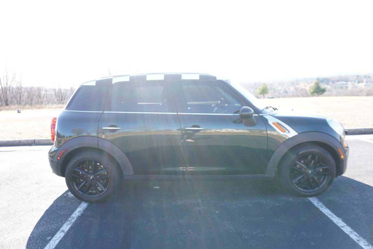 MINI Countryman Base 2011