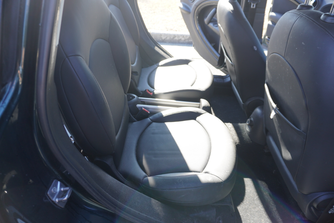 MINI Countryman Base 2011